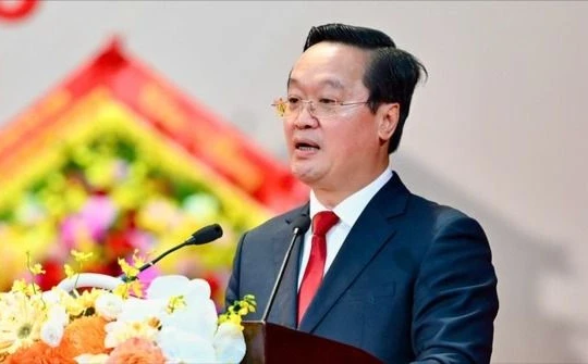 Bí thư Tỉnh ủy Nghệ An làm Phó bí thư Thành ủy Hà Nội