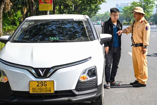 Lái ô tô quá 4 giờ, gặp kẹt xe có được đi tiếp?