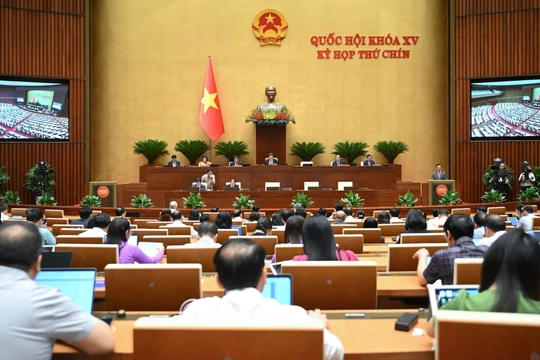 Quốc hội thông qua Luật Quảng cáo sửa đổi: Siết chặt trách nhiệm người nổi tiếng