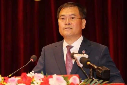 Ông Bùi Văn Khắng giữ chức Chủ tịch UBND tỉnh Quảng Ninh