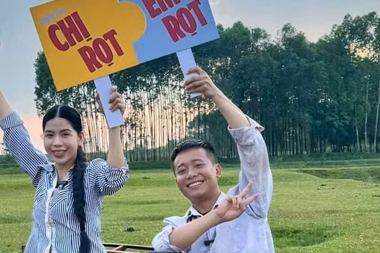 Quang Linh Vlog, Hằng Du Mục bị cơ quan điều tra khởi tố vì tội lừa dối khách hàng.