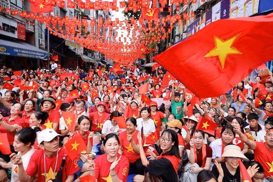 Bí quyết “bỏ túi” để xem diễu binh Quốc khánh 2/9 an toàn