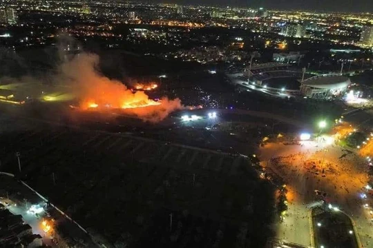 Nguyên nhân drone hỏa thuật rơi, gây cháy khi tổng duyệt ở Mỹ Đình