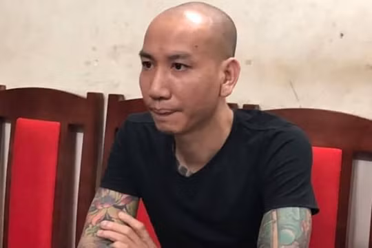 Công an xử phạt "giang hồ mạng" Phú Lê vì dàn dựng clip đánh bạc câu view