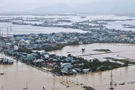Các vùng phía Đông tỉnh Gia Lai cũng bị ngập lụt nặng. Ảnh: Vietnamnet.