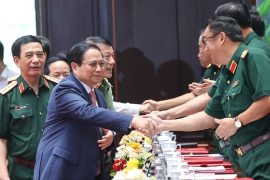Thủ tướng: Quân đội tiếp tục đẩy mạnh công nghiệp quốc phòng, phát triển KHCN, đổi mới sáng tạo