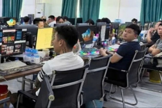 500 người sập bẫy lừa giả mạo dự án của Vingroup, Doji