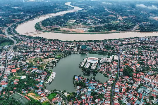 Nghiêm cấm tổ chức liên hoan, mừng nhận chức liên quan tới sắp xếp, hợp nhất đơn vị hành chính