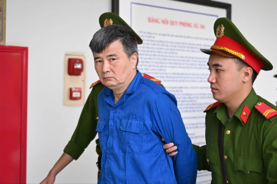 Xét xử cựu vụ phó Bộ Công Thương "gợi ý" nữ chủ tịch doanh nghiệp hỗ trợ tiền mua nhà