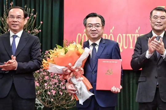 Bộ trưởng Xây dựng Nguyễn Thanh Nghị làm Phó bí thư thường trực Thành ủy TP.HCM