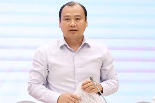 "79 khối diễu binh, diễu hành và khối 80 là khối Nhân dân"