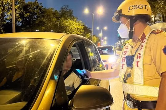 Hơn 2.000 tài xế vi phạm nồng độ cồn trong ngày thứ hai nghỉ Tết