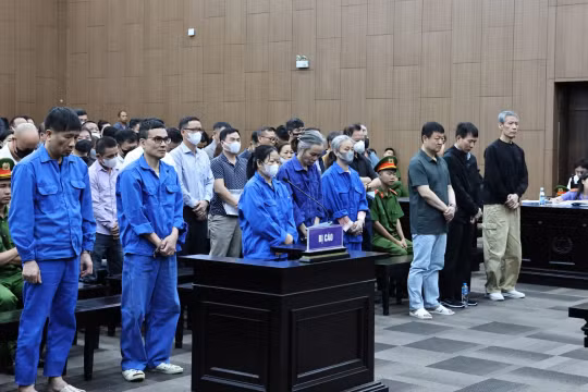 Đánh bạc 7 triệu USD, cựu phó chủ tịch UBND tỉnh Phú Thọ lĩnh 3,5 năm tù