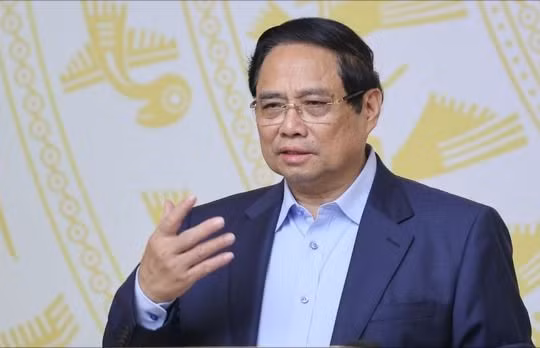 Thủ tướng: Cần vận hành trơn tru chính quyền địa phương 2 cấp, giảm thủ tục hành chính