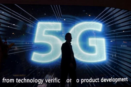 Intel đang hợp tác với Dell, HP, Lenovo và Microsoft để tạo ra các loại PC kết nối 5G (ảnh Reuters)