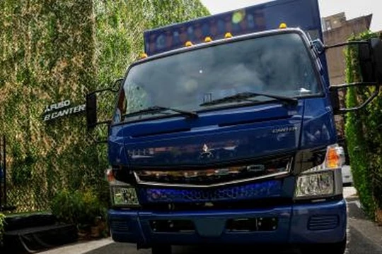 Xe tải chạy điện (Ảnh Ibtimes)