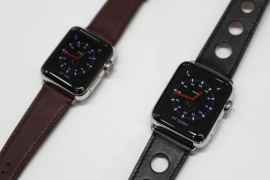 Các mẫu Apple Watch tương lai sẽ có tính năng theo dõi nhịp tim EKG hiện đại (Ảnh Reuters)