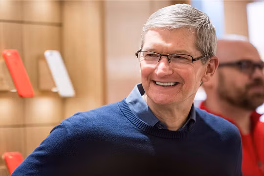 CEO Tim Cook của Apple đang rất muốn phát triển các thiết bị sử dụng công nghệ thực tế tăng cường (ảnh: Business Insider)