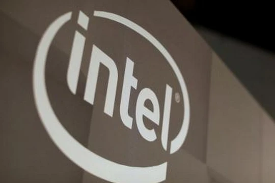 Intel được cho là đang lên kế hoạch phát hành loại kính thực tế tăng cường vào cuối năm nay (Ảnh Reuters)