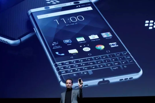TCL sẽ phát hành hai mẫu Blackberry mới trong năm nay, và cả hai đều có bàn phím cơ (Ảnh Reuters)