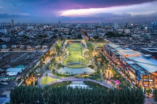Hình ảnh công viên CP Park ở Băng Cốc, Thái Lan nhìn từ trên cao (Ảnh Landprocess)