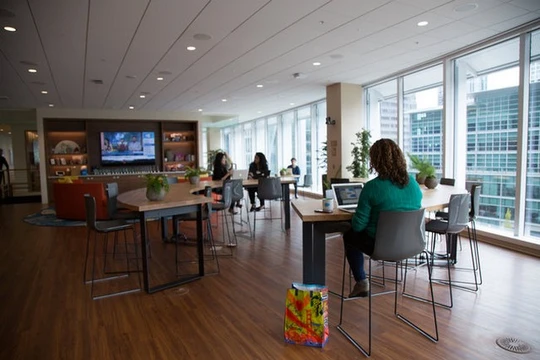 Tòa tháp Salesforce được đưa vào sử dụng (Ảnh Business Insider)