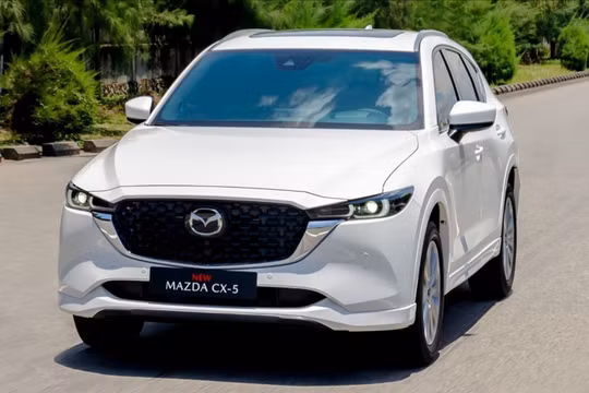 Mazda CX-5 giảm giá sâu chưa từng có