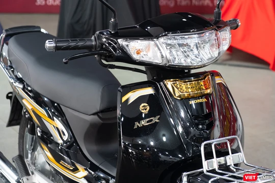 "Hàng độc" Honda Dream NCX giá 148 triệu đồng về Việt Nam 