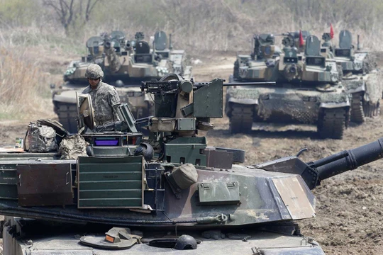 Binh sĩ Mỹ trong một nội dung tập trận chung với quân đội Hàn Quốc (Ảnh: The Nation)