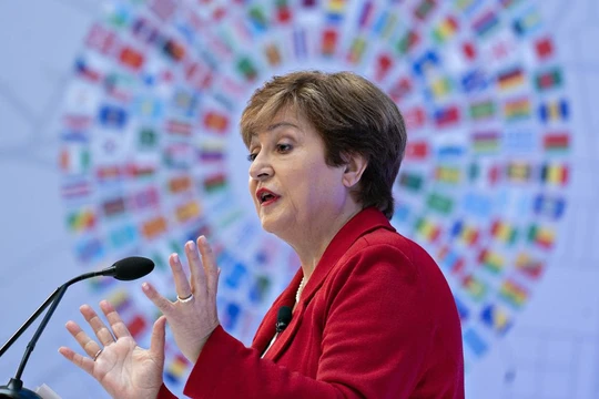 Giám đốc IMF Kristalina Georgieva cảnh báo về đà giảm của nền kinh tế thế giới (Ảnh: Getty)