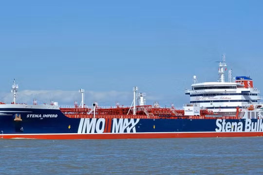 Tàu chở dầu Stena Impero của Anh bị Iran bắt giữ hồi tuần trước (Ảnh: Washington Post)
