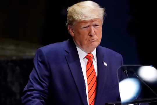 Tổng thống Trump nói cuộc điều tra mới của phe Dân chủ là "săn phù thủy" (Ảnh: Reuters)