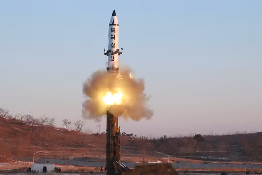 Triều Tiên sẽ tăng Mỹ "món quà gì" trong kỳ Giáng sinh: ICBM hay một vụ thử hạt nhân? (Ảnh: Business Insider)
