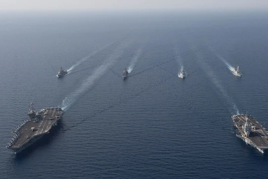 Chiến hạm Mỹ, Pháp, Đan Mạch tuần tra chung trên biển vào tháng 4/2019 (Ảnh: US Navy)