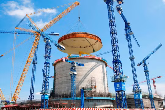 Trung Quốc đang đẩy mạnh phát triển điện hạt nhân, trong bối cảnh còn nhiều quan ngại về sự an toàn của mô hình này (Ảnh: CNN)