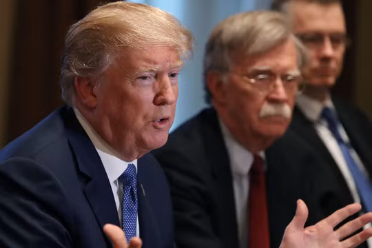 Tổng thống Trump nói ông John Bolton là một "thảm họa" và phạm nhiều sai lầm lớn (Ảnh: Axios)