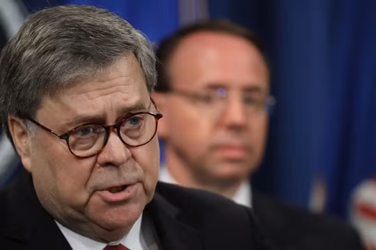 Tổng chưởng lý Bill Barr bị "sốc" trước vụ tự sát của tỷ phú Jeffrey Epstein (Ảnh: Axios)