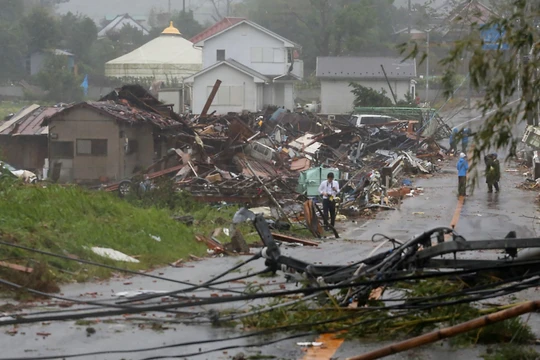 Cảnh tan hoang sau bão tại Ichihara, tỉnh Chiba, Nhật Bản (Ảnh: SkyNews)