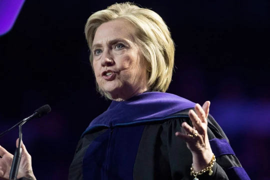 Có nhiều thông tin cho rằng bà Clinton có thể nhập cuộc đua phía đảng Dân chủ (Ảnh: Inquirer)