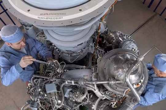 Mẫu động cơ tên lửa RD-180 của Nga vẫn được Mỹ trọng dụng tới tận ngày nay (Ảnh: RT)