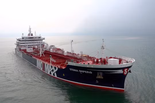 Tàu Stena Impero của Anh (Ảnh: Guardian)