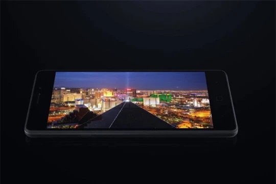 Nhiều người thích sử dụng điện thoại pin "trâu" để làm điện thoại dự phòng cho smartphone