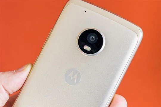 Ảnh dựng mẫu Moto X4 (2017)