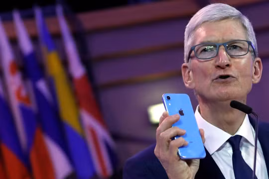 ông Tim Cook, CEO Apple (ảnh: Business Insider)