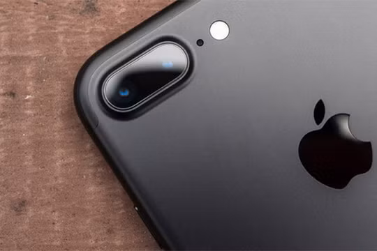 camera kép là xu hướng phổ biến trong năm nay