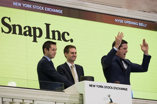 Ban lãnh đạo Snap trong buổi lễ IPO tại sàn chứng khoán New York
