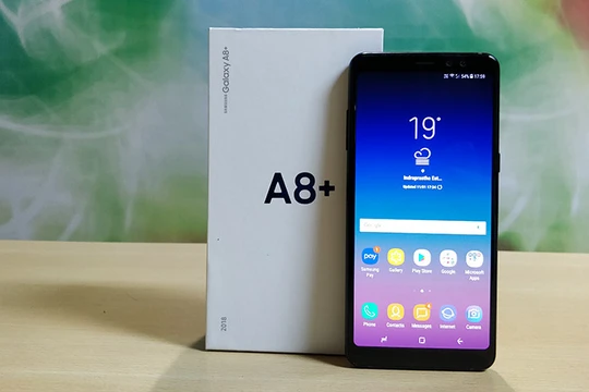 Galaxy A8+ 2018 (ảnh: Techarena)