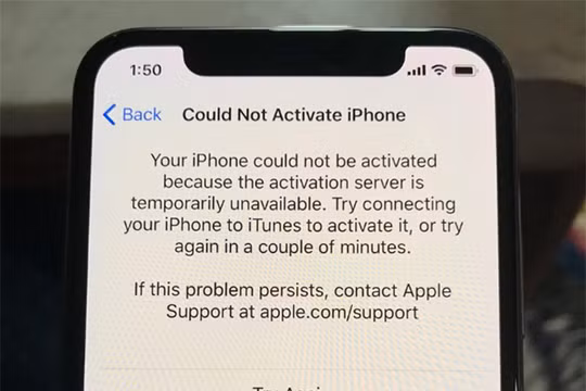 iPhone X hiện thông báo không thể kích hoạt (ảnh: Phone Arena)