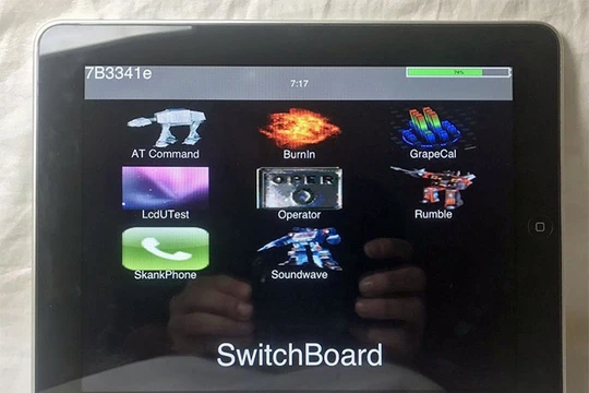 Mẫu thử iPad 1 sử dụng phần mềm SwitchBoard thay vì hệ điều hành iOS