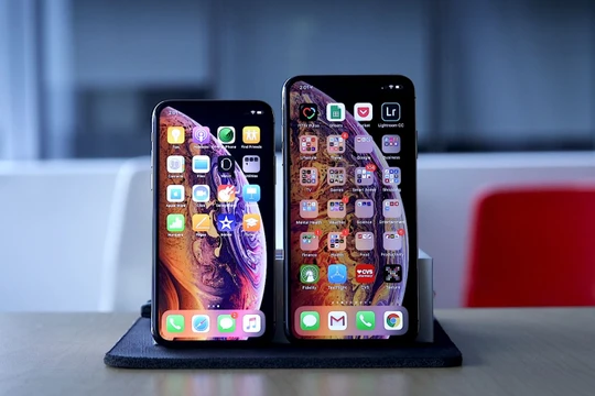 iPhone XS Max có màn hình khá lớn, lên tới 6,5 inch (ảnh minh họa: CNBC)
